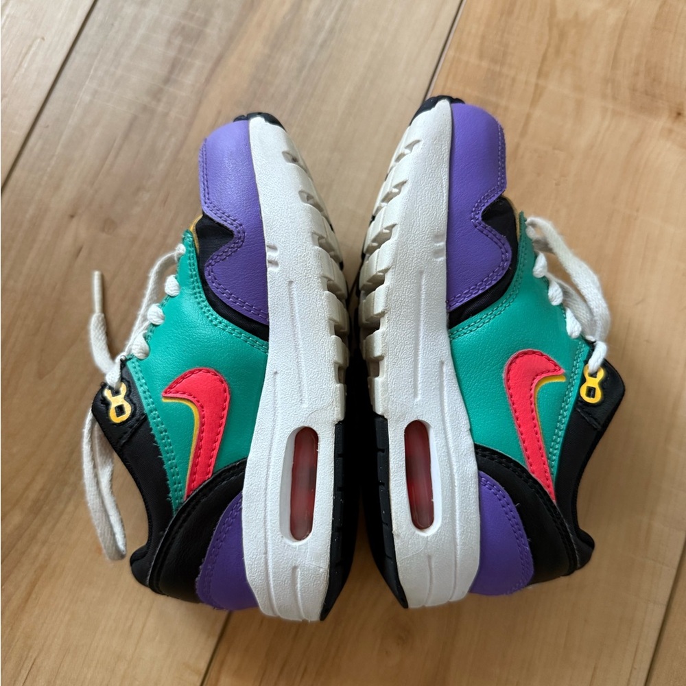 Nike Black and Purple Sneakers Vibrant Design- Air Max 1 “windbreaker” - Picture 5 of 8